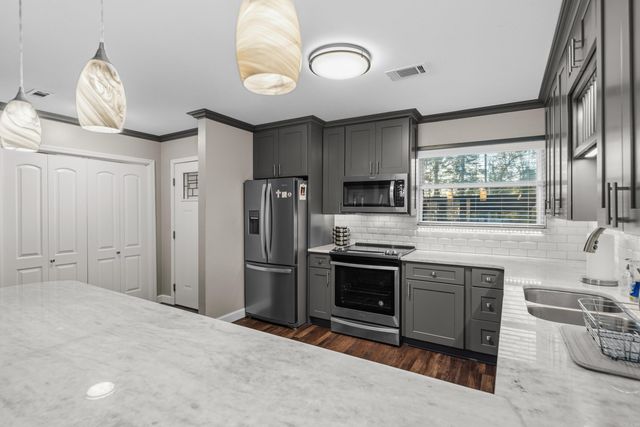 1201 Airport Rd Apt B8, Hot Springs, AR 71913