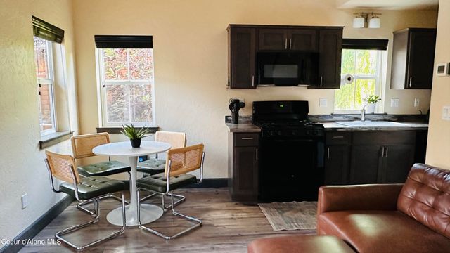 203 Pomrankey LN, Dover, ID 83825