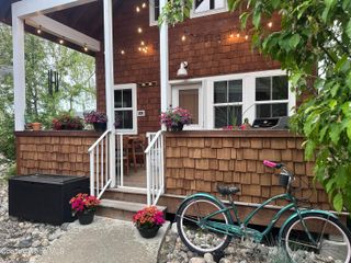 203 Pomrankey LN, Dover, ID 83825