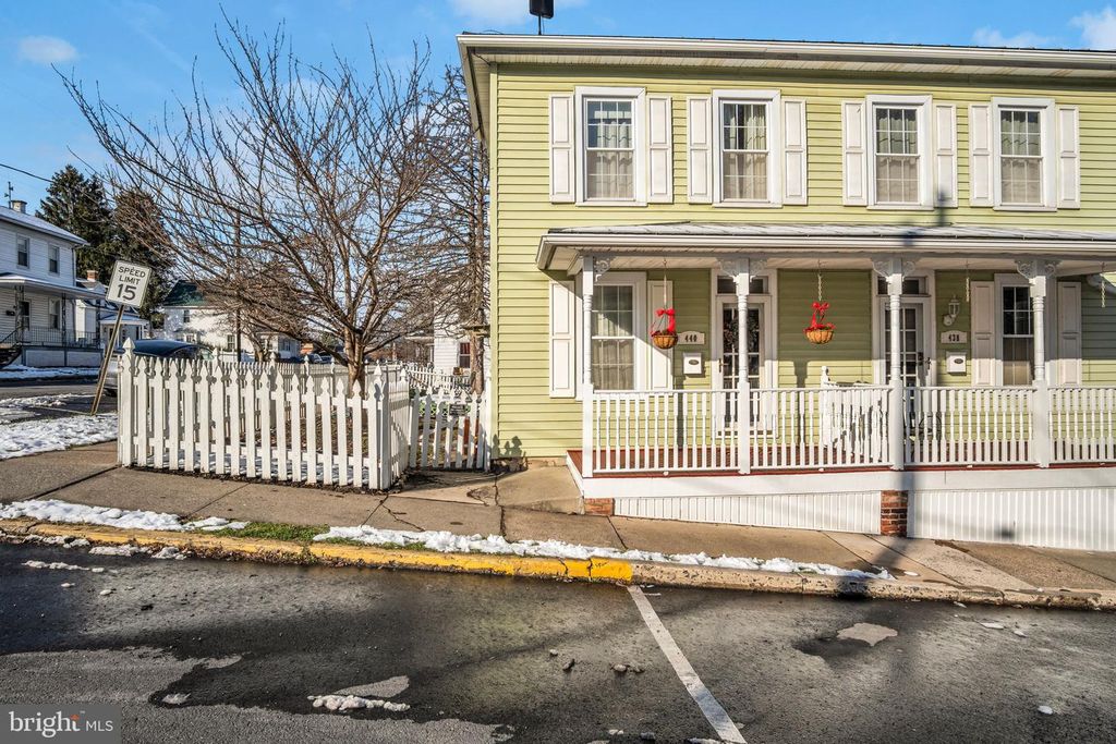 440 GANTT ST, Newport, PA 17074