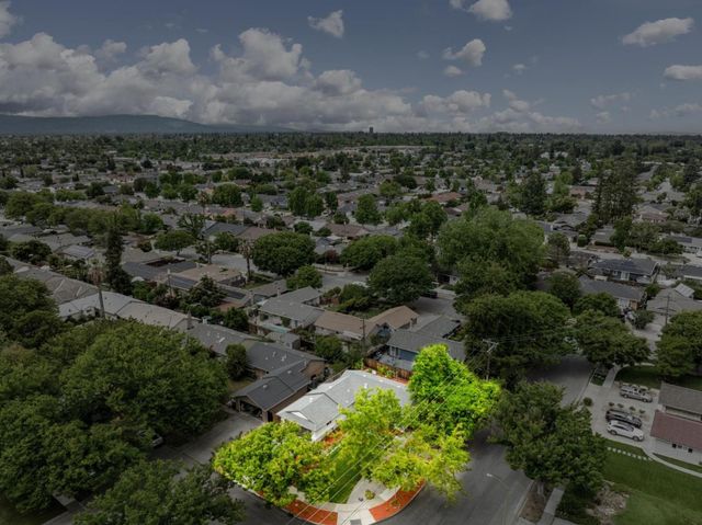 1565 Willowdale Drive, San Jose, CA 95118
