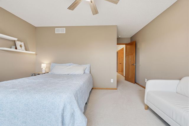 3397 Mulberry Alcove, Woodbury, MN 55129