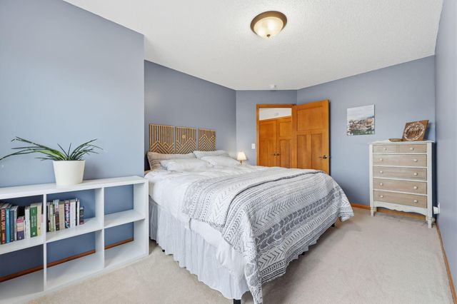 3397 Mulberry Alcove, Woodbury, MN 55129