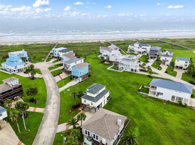 4114 Courageous Lane, Galveston, TX 77554