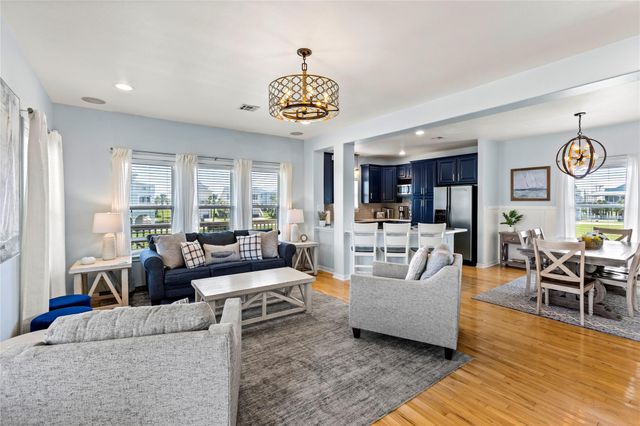 4114 Courageous Lane, Galveston, TX 77554