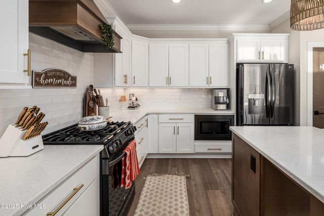 2336 Soddy Lane, Grimesland, NC 27837