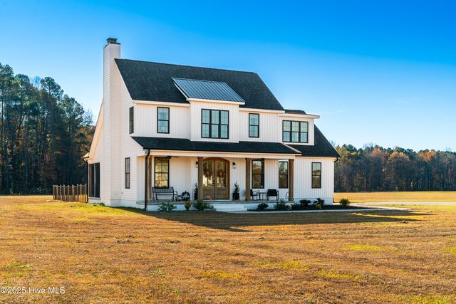 2336 Soddy Lane, Grimesland, NC 27837