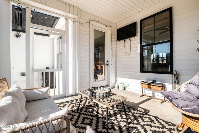 2336 Soddy Lane, Grimesland, NC 27837