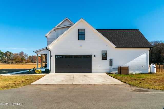 2336 Soddy Lane, Grimesland, NC 27837