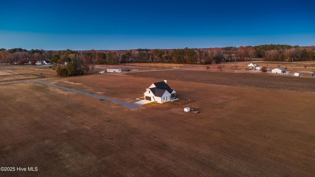 2336 Soddy Lane, Grimesland, NC 27837