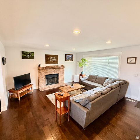 10240 S LOCKSLEY RD, Sandy, UT 84092