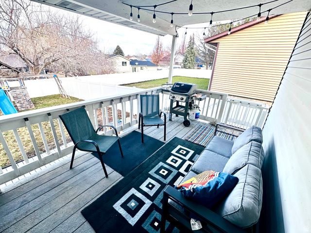 10240 S LOCKSLEY RD, Sandy, UT 84092