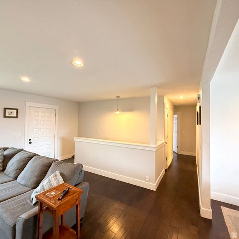 10240 S LOCKSLEY RD, Sandy, UT 84092