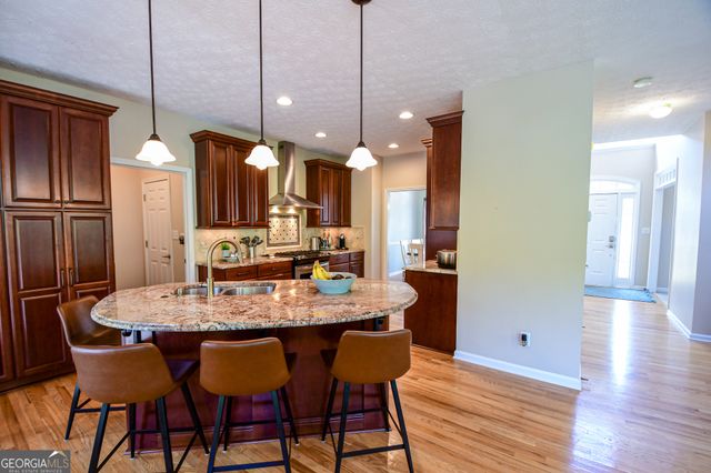 155 Cottage Circle, Fayetteville, GA 30215