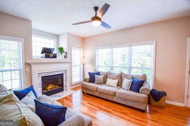 155 Cottage Circle, Fayetteville, GA 30215