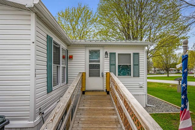 15 Marc Avenue, St. Albans City, VT 05478