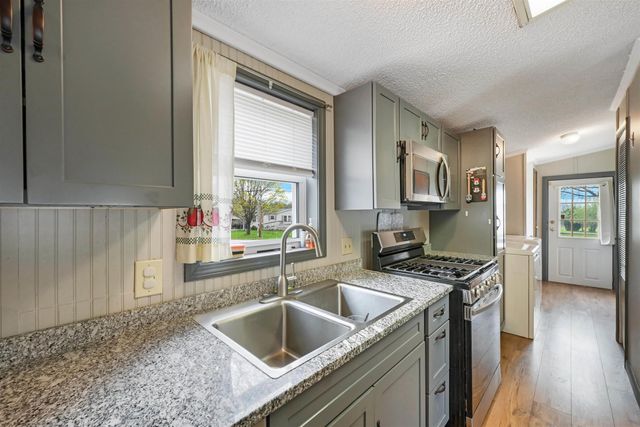 15 Marc Avenue, St. Albans City, VT 05478