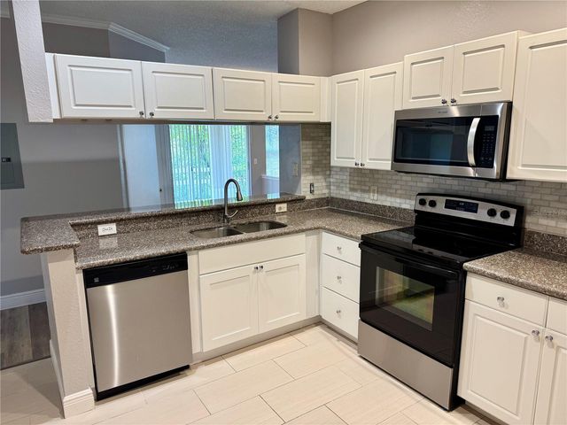 1514 ARBOR LAKES CIRCLE 1514, Sanford, FL 32771