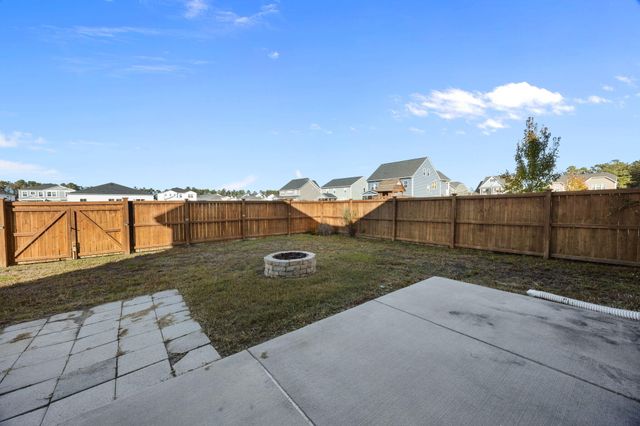 206 Honey Horn Drive, Summerville, SC 29486