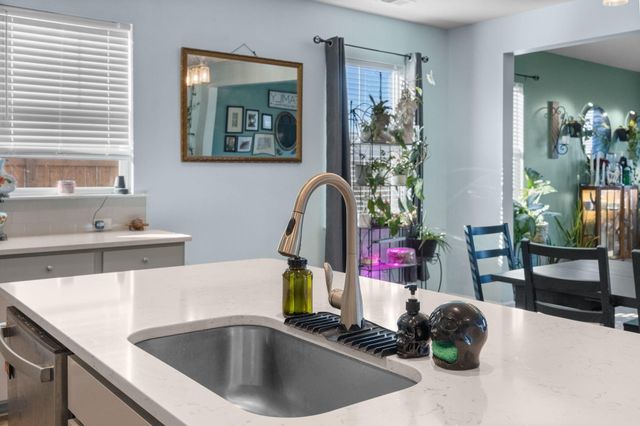 206 Honey Horn Drive, Summerville, SC 29486