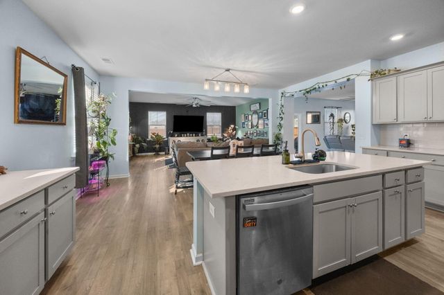 206 Honey Horn Drive, Summerville, SC 29486