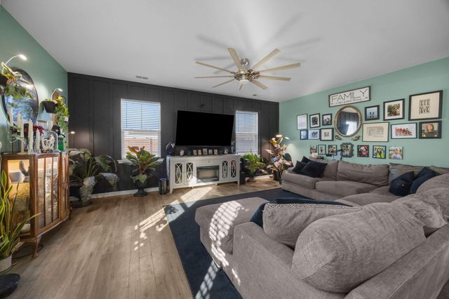 206 Honey Horn Drive, Summerville, SC 29486