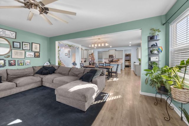 206 Honey Horn Drive, Summerville, SC 29486