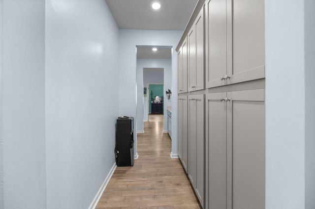 206 Honey Horn Drive, Summerville, SC 29486