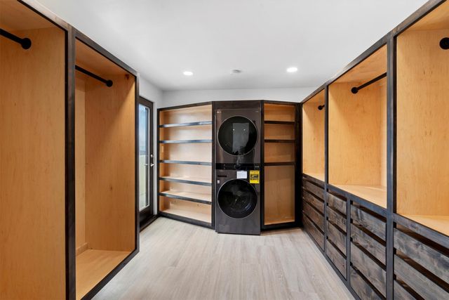 1339 Bishops Lodge Road, Santa Fe, NM 87506