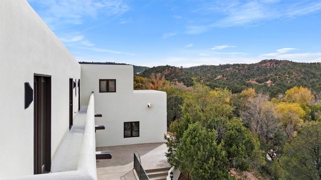 1339 Bishops Lodge Road, Santa Fe, NM 87506