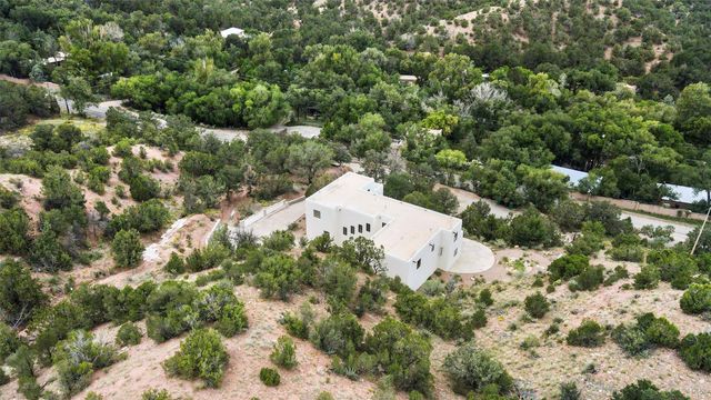 1339 Bishops Lodge Road, Santa Fe, NM 87506