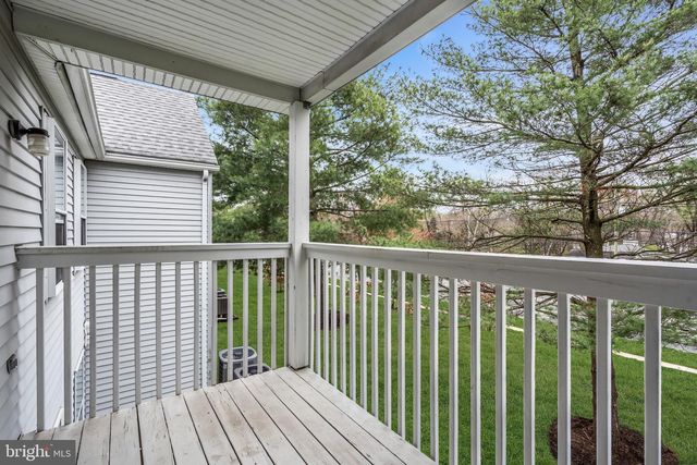 70 PINEWOOD DR, Hamilton, NJ 08690