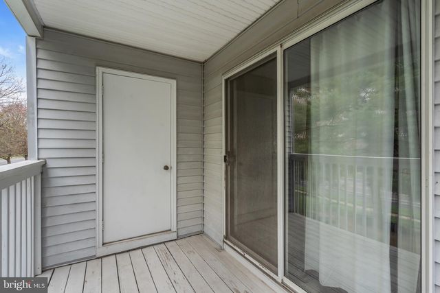 70 PINEWOOD DR, Hamilton, NJ 08690