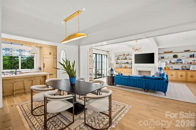 2622 Chelsea Drive, Charlotte, NC 28209