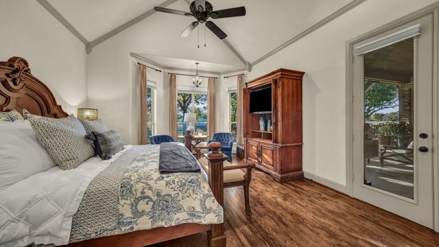 917 Crown Valley Drive, Weatherford, TX 76087