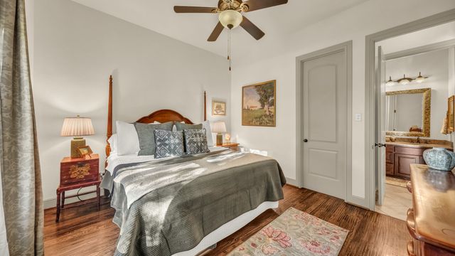 917 Crown Valley Drive, Weatherford, TX 76087