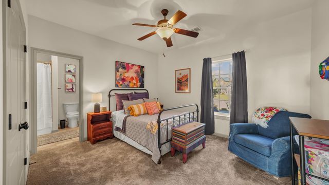 917 Crown Valley Drive, Weatherford, TX 76087