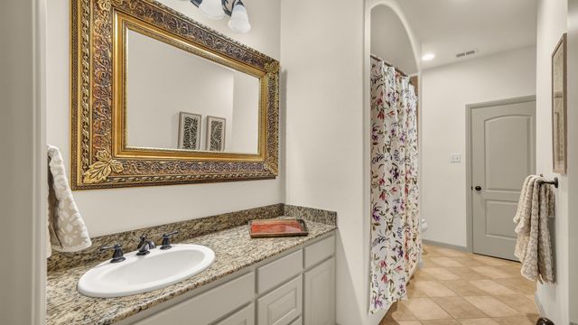 917 Crown Valley Drive, Weatherford, TX 76087