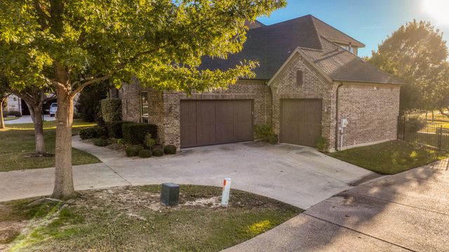 917 Crown Valley Drive, Weatherford, TX 76087