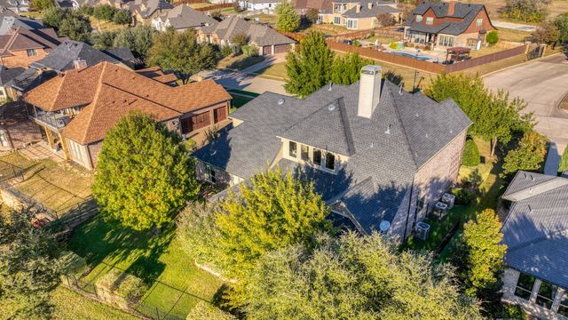 917 Crown Valley Drive, Weatherford, TX 76087