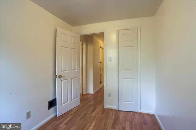 2118 KENSINGTON ST, Harrisburg, PA 17104