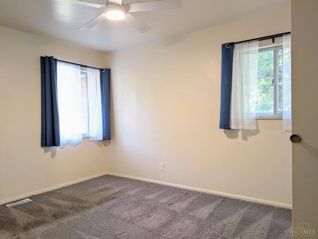 32 Yellowdale Drive, Fairfield, OH 45014