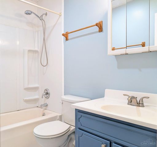 32 Yellowdale Drive, Fairfield, OH 45014