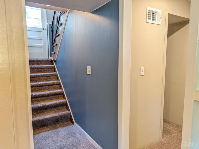 32 Yellowdale Drive, Fairfield, OH 45014