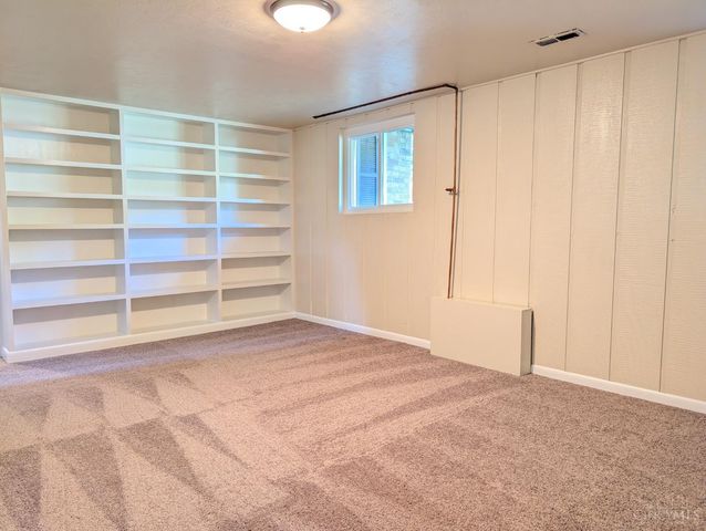 32 Yellowdale Drive, Fairfield, OH 45014