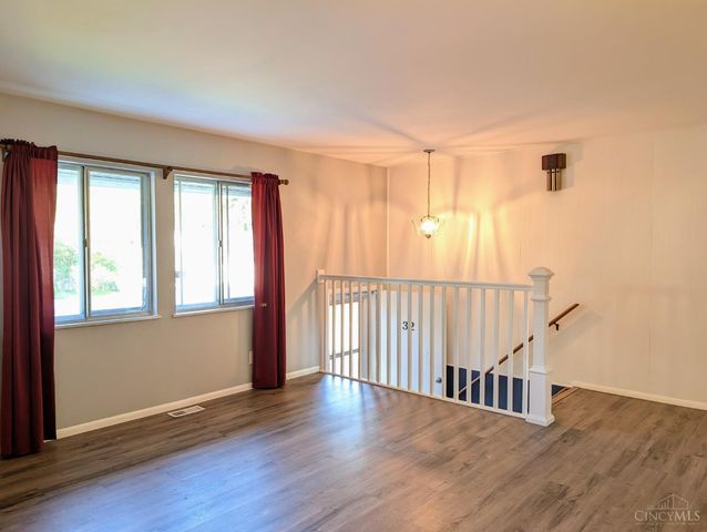 32 Yellowdale Drive, Fairfield, OH 45014
