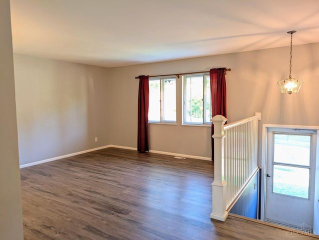 32 Yellowdale Drive, Fairfield, OH 45014