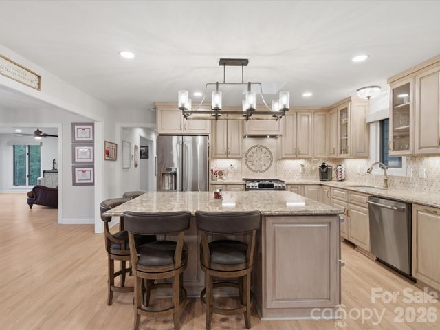 115 Forest Cliff Court NE, Concord, NC 28025