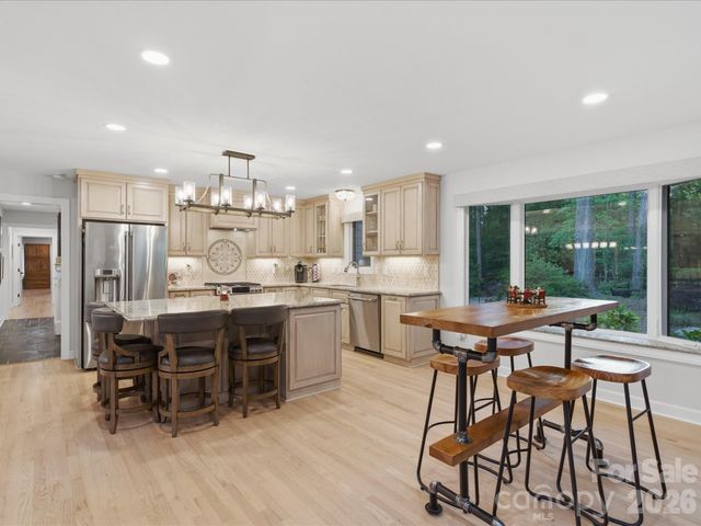 115 Forest Cliff Court NE, Concord, NC 28025