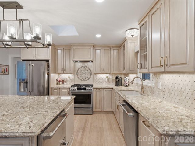 115 Forest Cliff Court NE, Concord, NC 28025